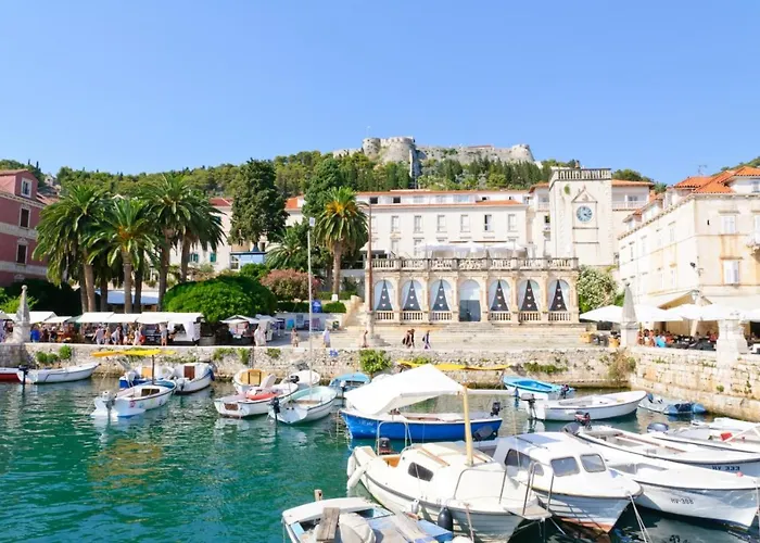 In With Sea Views, Terrace, Air Conditioning, Wifi 3615-5 * Hvar Town